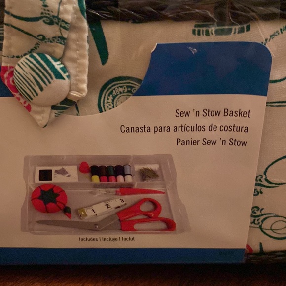 Singer Stow and Sew Classic Basket - Picture 2 of 8